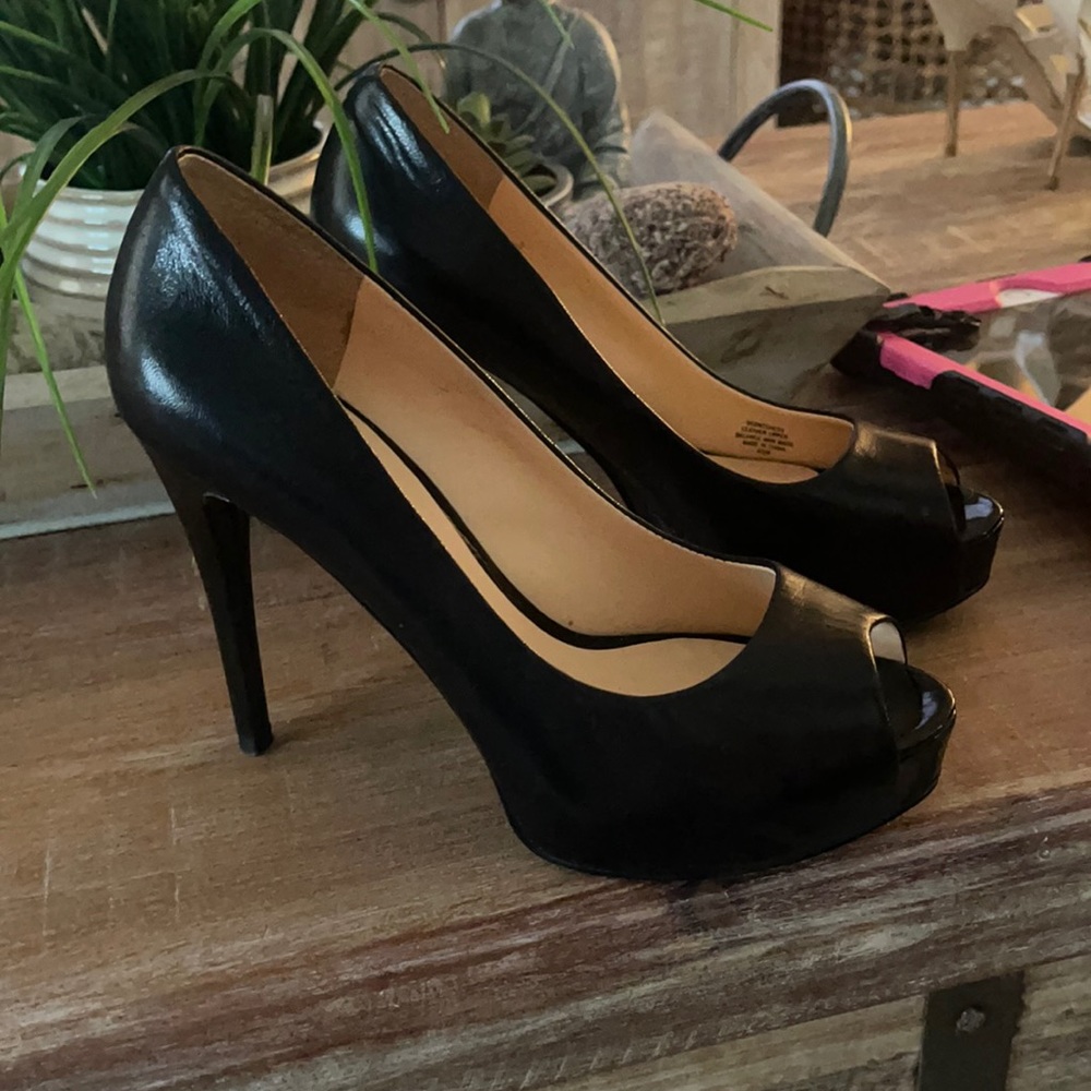Guess platform heels